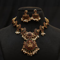 Ratna Devi necklace set