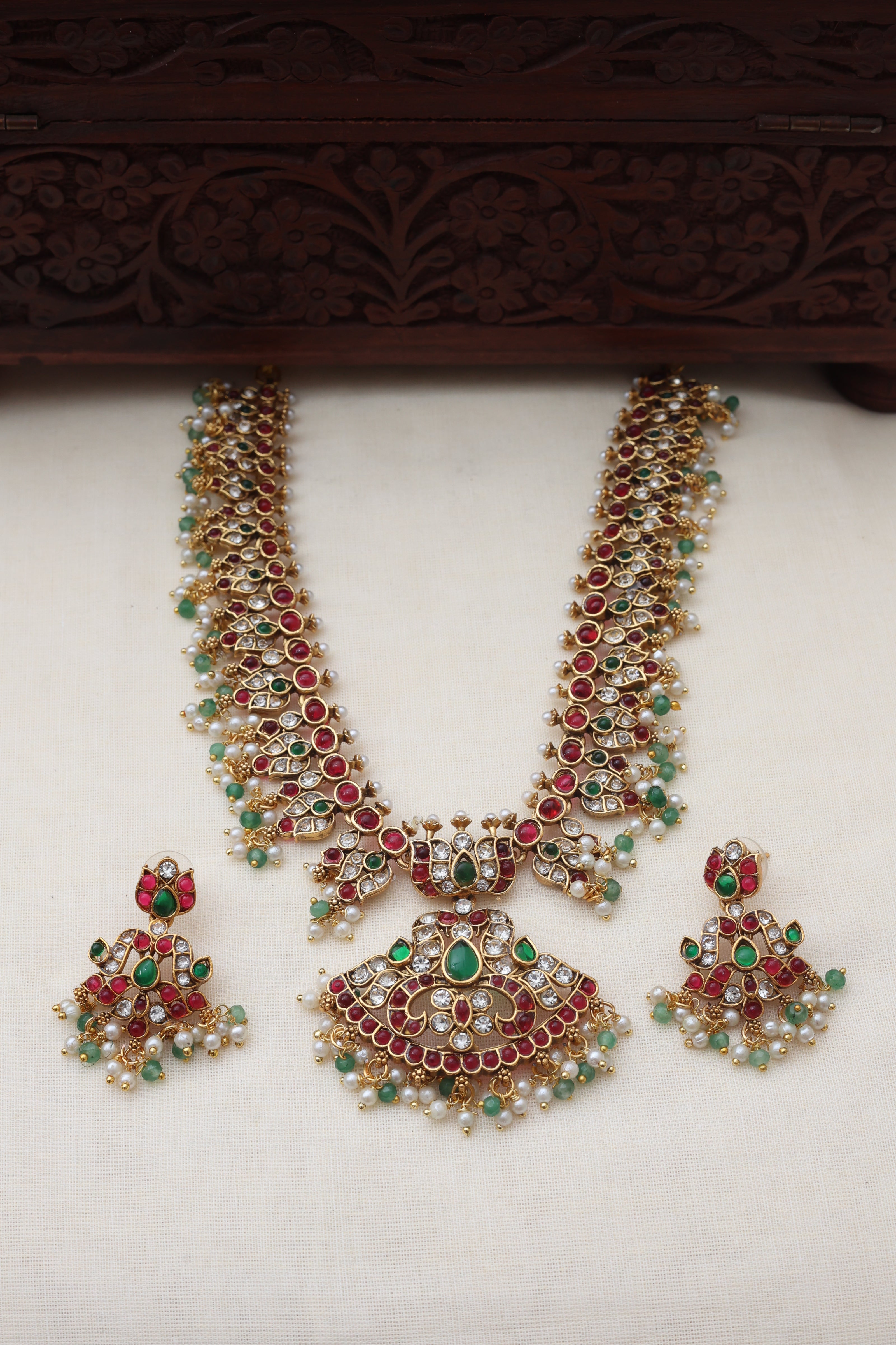 Ratna kemp necklace set