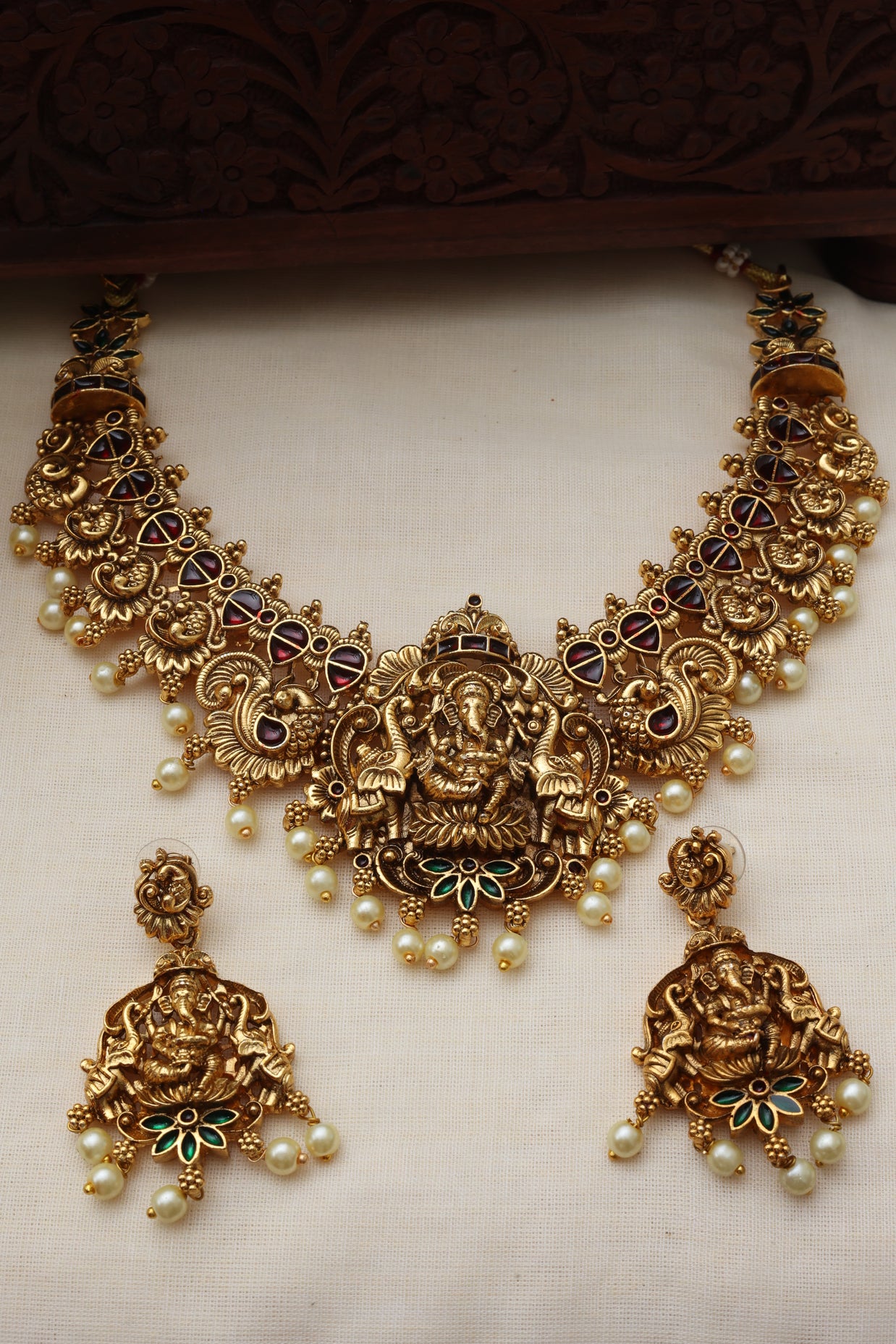 Vinayaka Necklace set