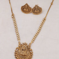 Suvarna necklace set