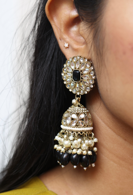 Chandni Sunehri Jhumka