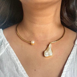 Minimal Neckcuff With Pearl Pendant 18K Gold Plated