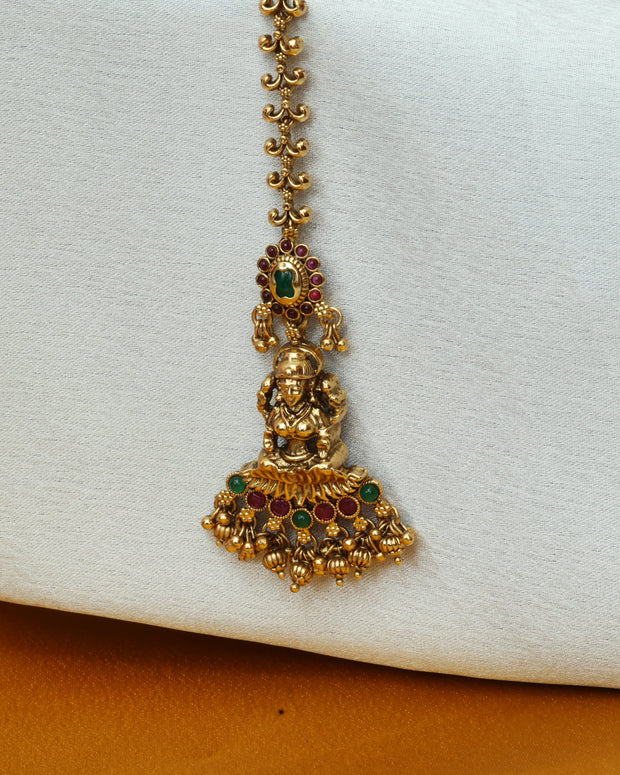 Antique Devi Maangtikka