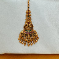 Divya Ratna Antique Maangtikka