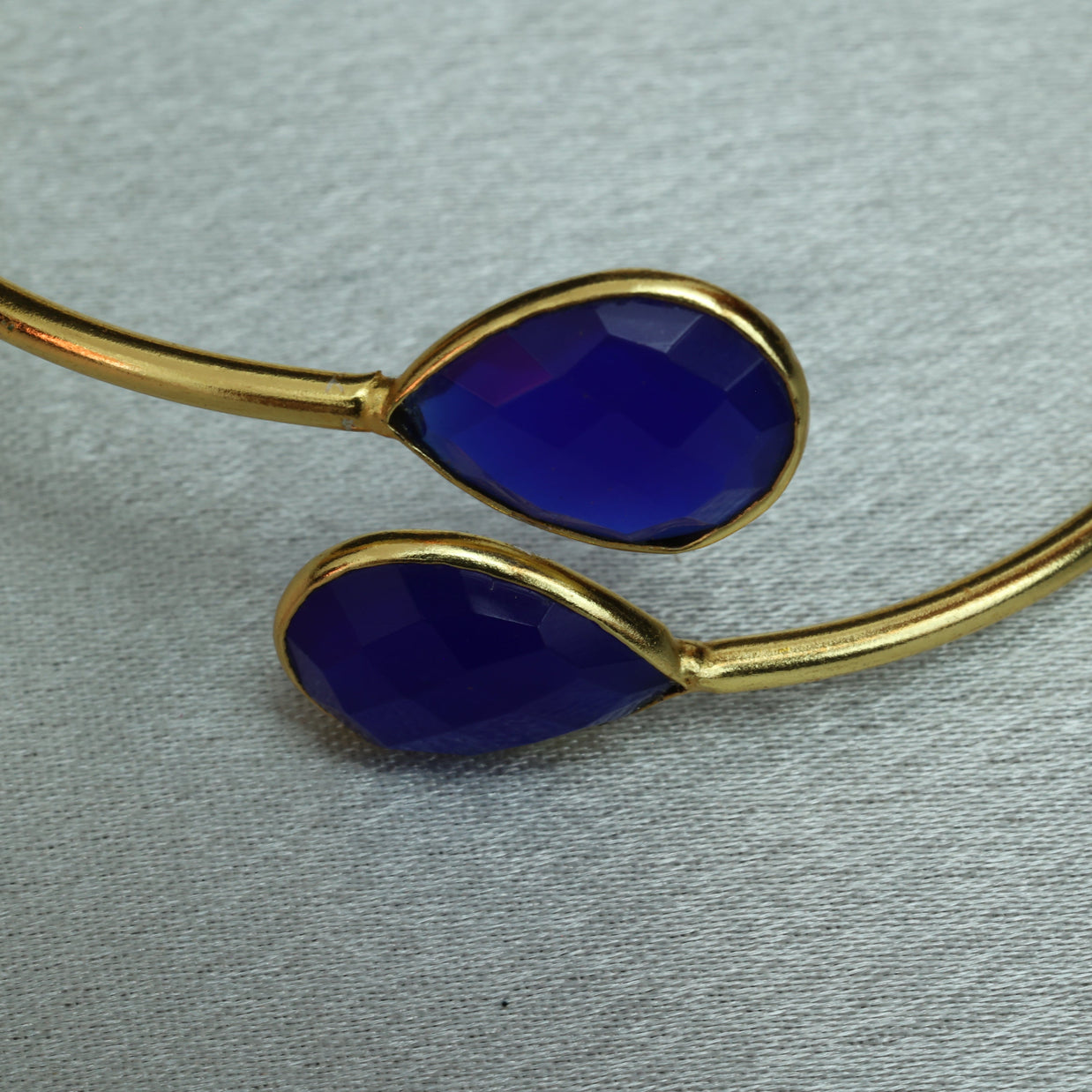Minimal Stone Embedded Adjustable Bangle 18K Gold Plated
