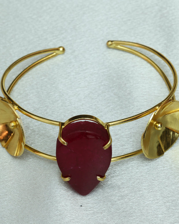 Natural Stone Drop Handcuff 18K Gold Plated