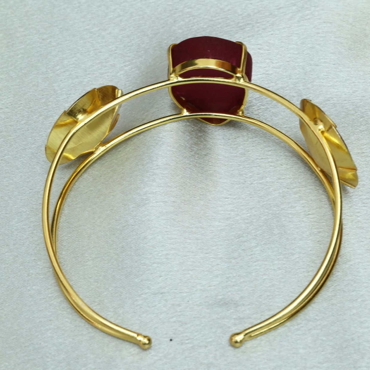 Natural Stone Drop Handcuff 18K Gold Plated