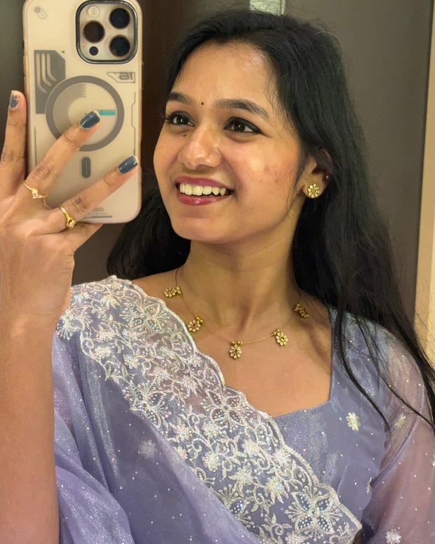 Invisible flower necklace set