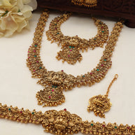 Thanjai Bridalset