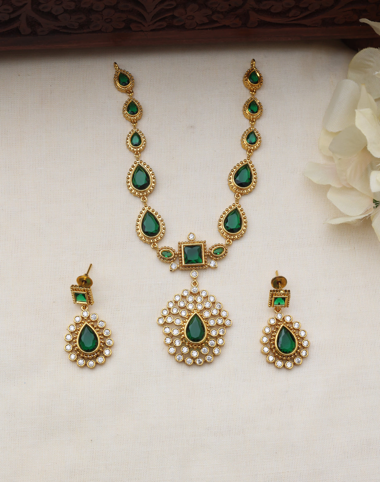 Jyotika necklace set(short)