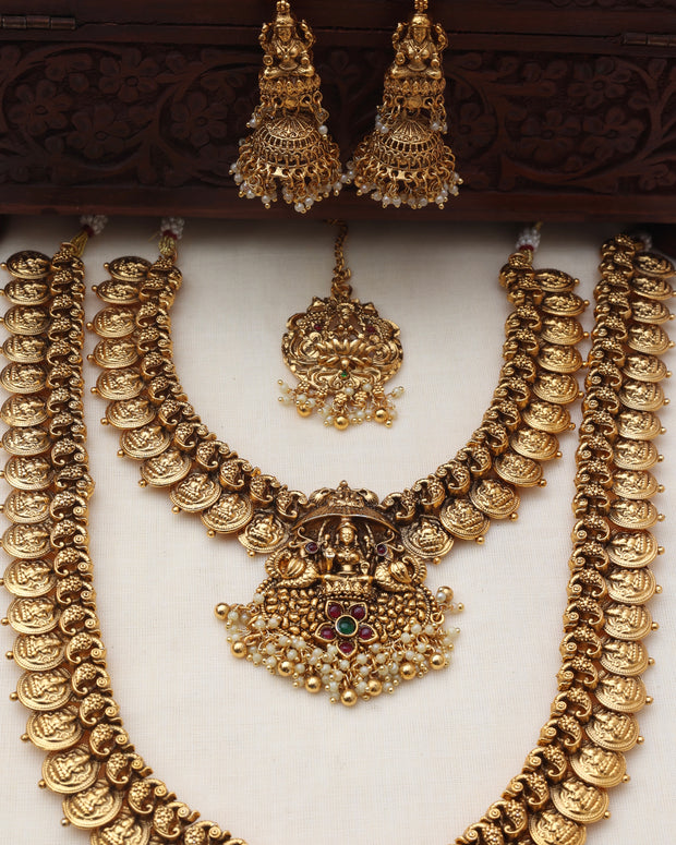 Devi coin bridalset