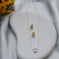 Diamond pendant necklace set