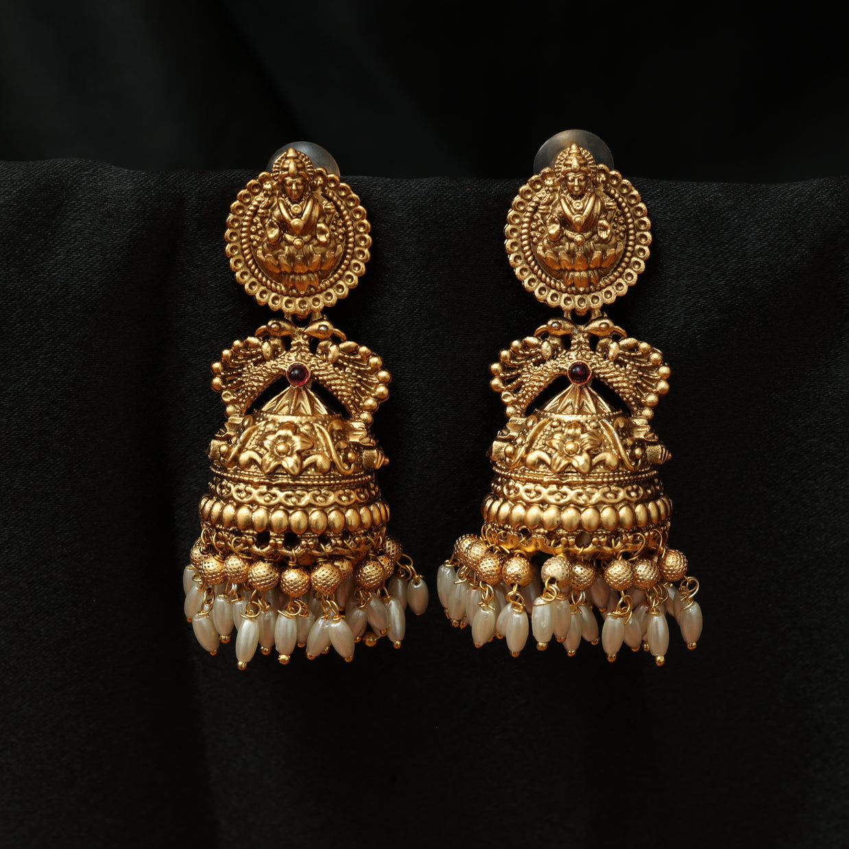 Suvarna Devi Jhumkas