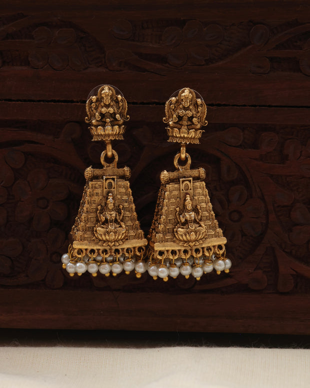Madhurai jhumkas pearl-ER 160