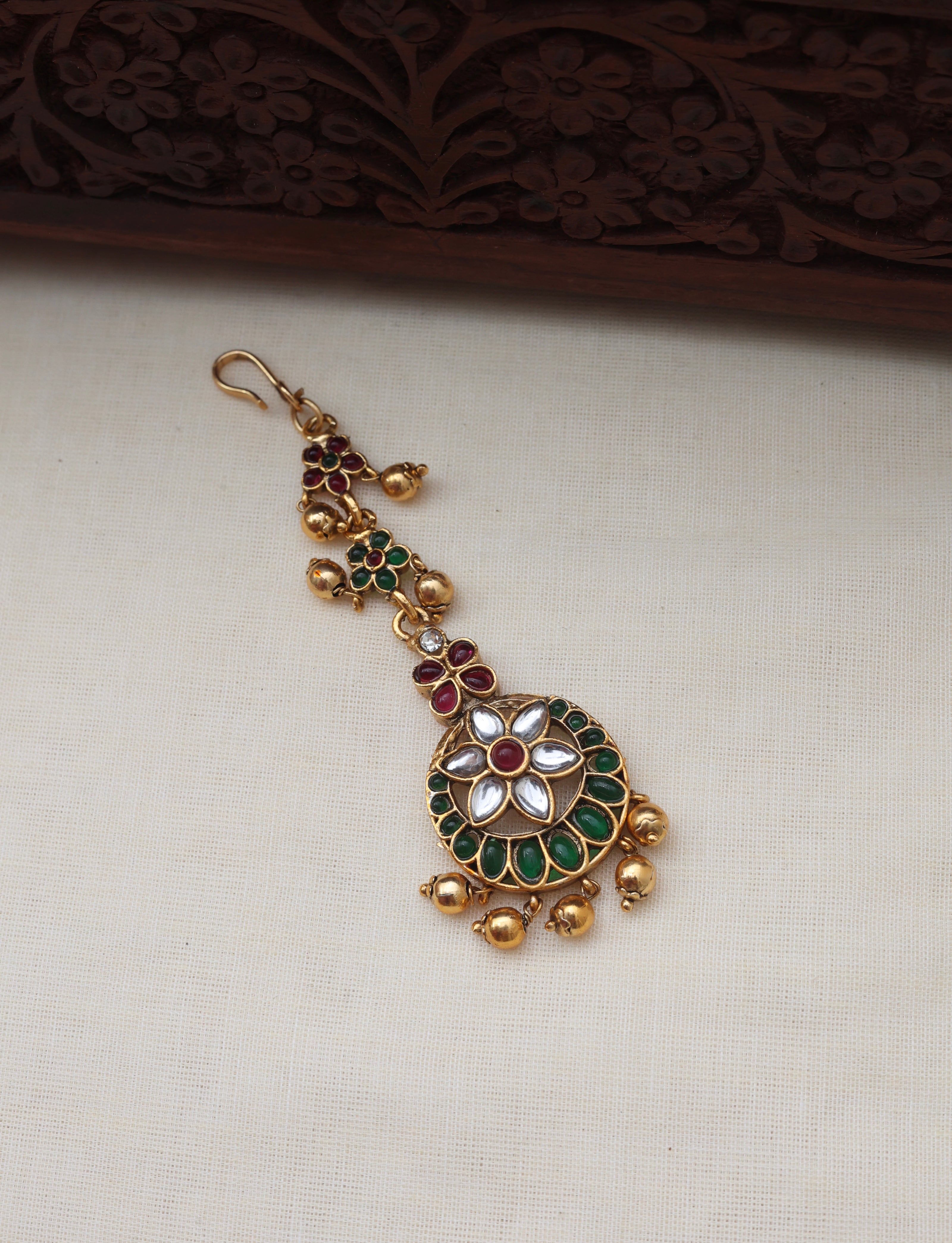 Nakshathra maang tikka