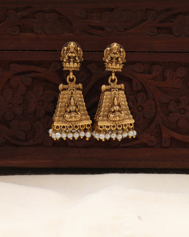 Madhurai jhumkas pearl-ER 160