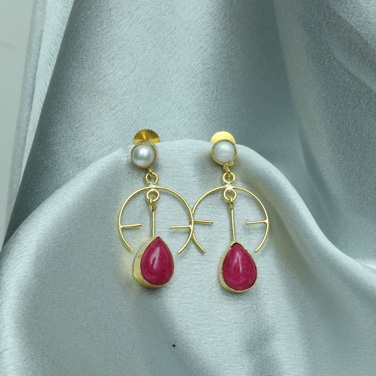 Pearl Dewdrop Earrings 18K Gold Plated (ER 053)