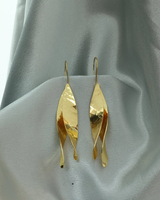 Leafy Grace Earrings 18K Gold Plated