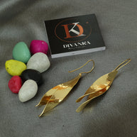 Leafy Grace Earrings 18K Gold Plated