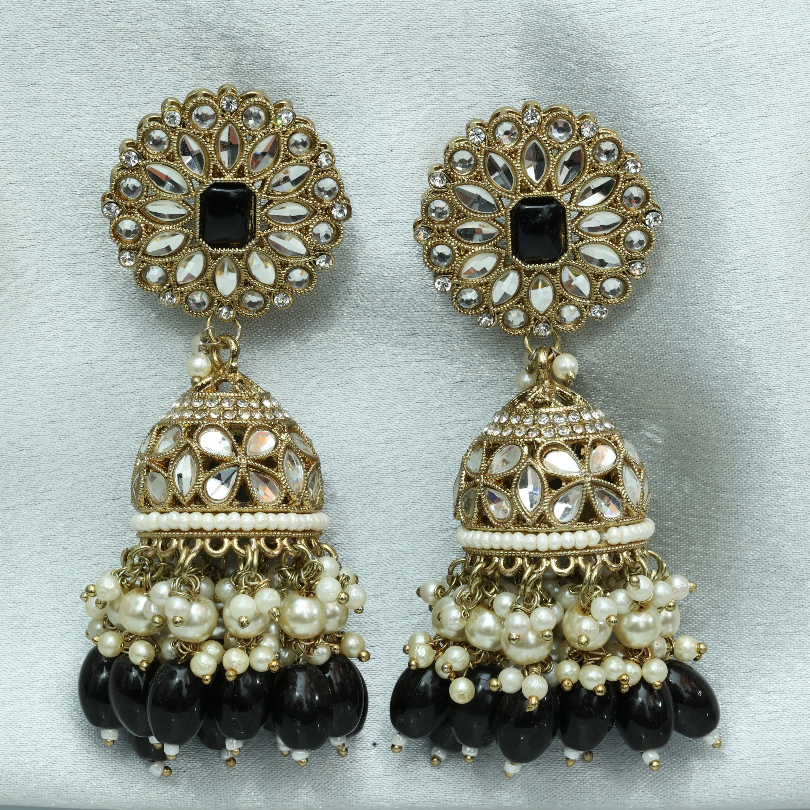 Chandni Sunehri Jhumka