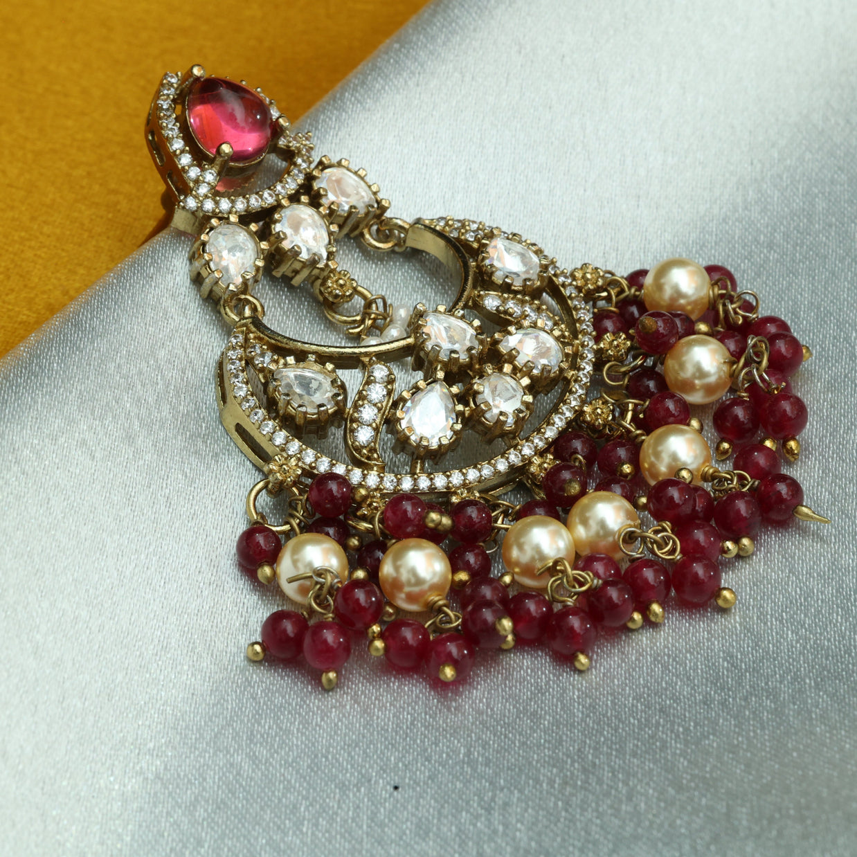 Queen'S Grace Victorian Earrings