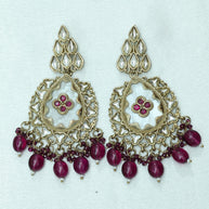 Tara Mandal Kundan Earrings