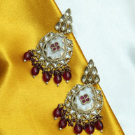 Tara Mandal Kundan Earrings