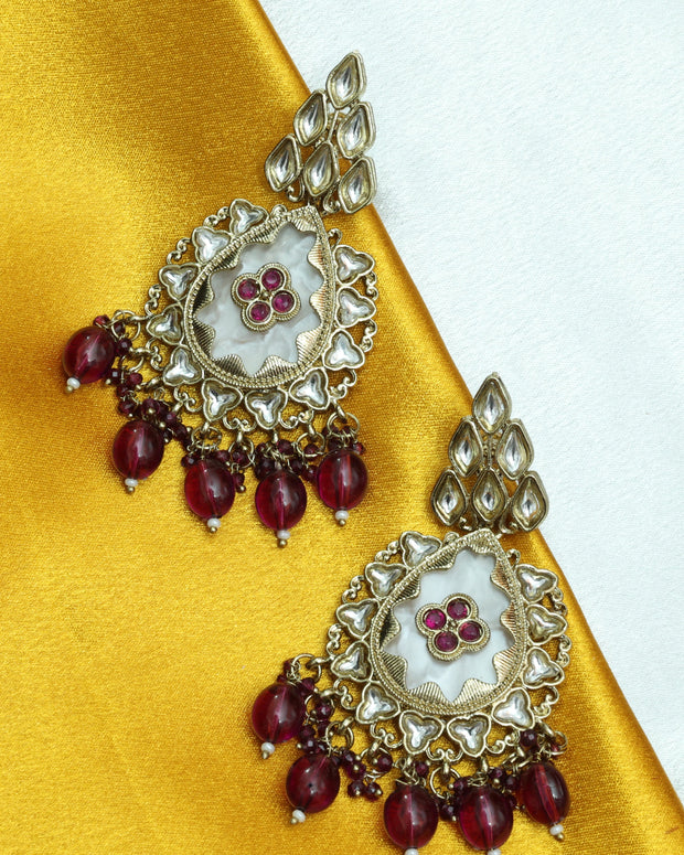Tara Mandal Kundan Earrings