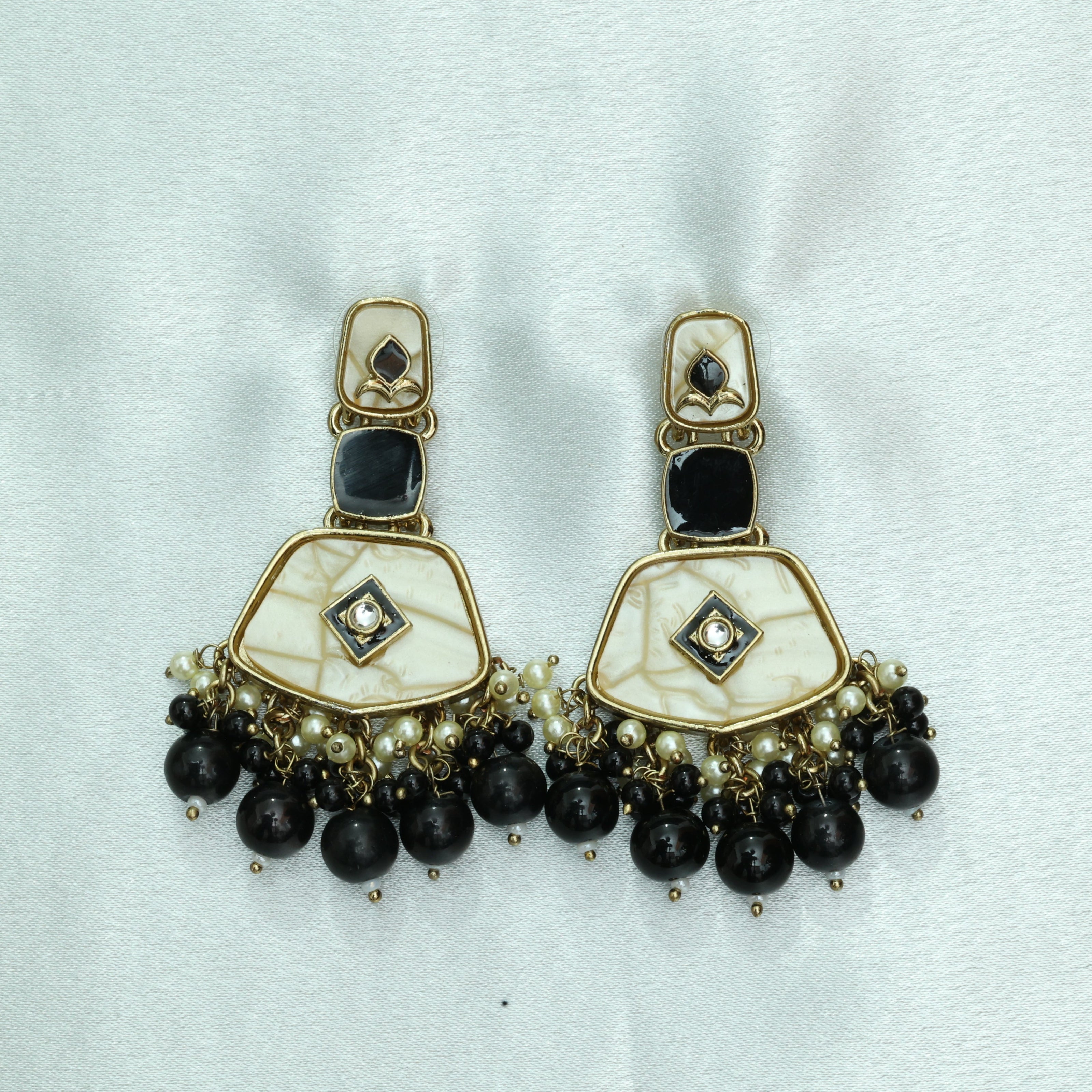 Kashi Moti Earrings