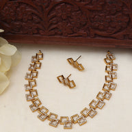 Kira Ad necklace set