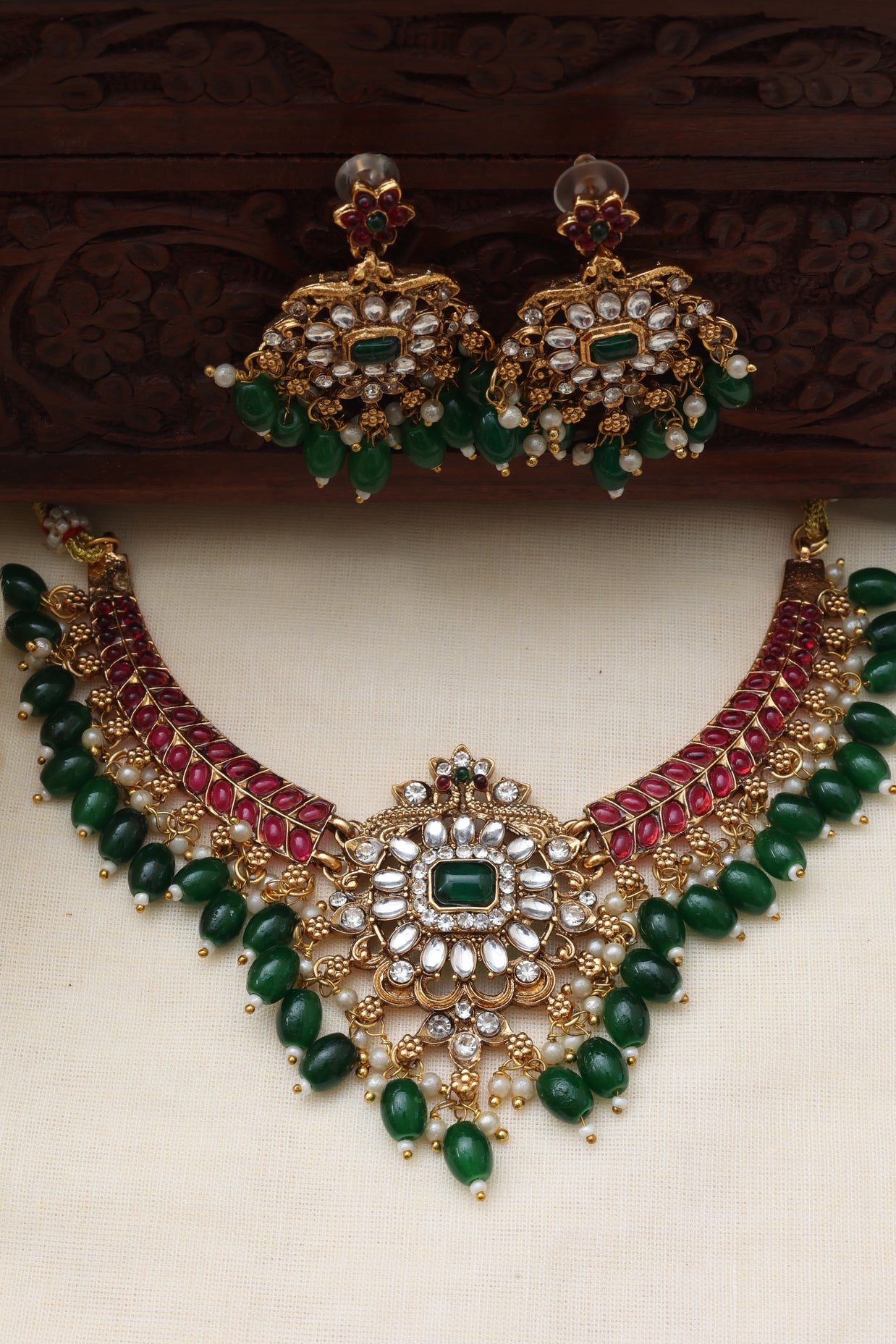 Emerald glow necklace set-JS 0159