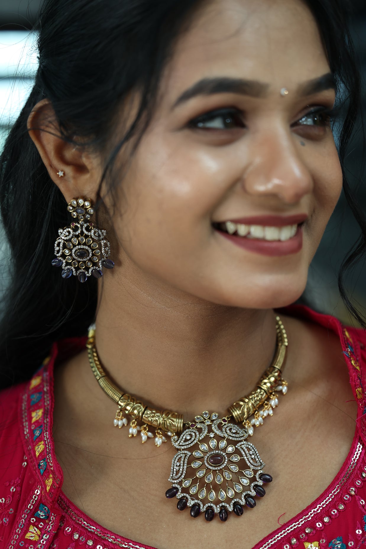 Premium Majestic Bloom Victorian Ad Necklace Set