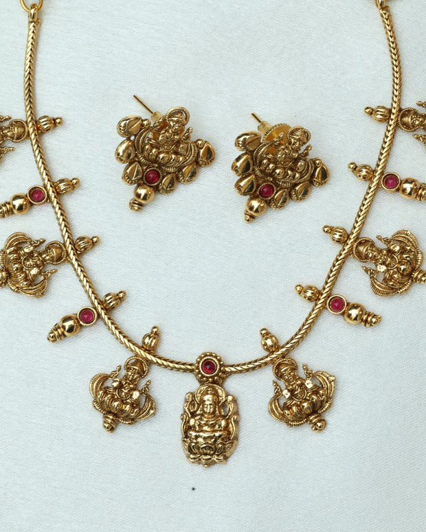 Saraswathy Antique Necklace Set