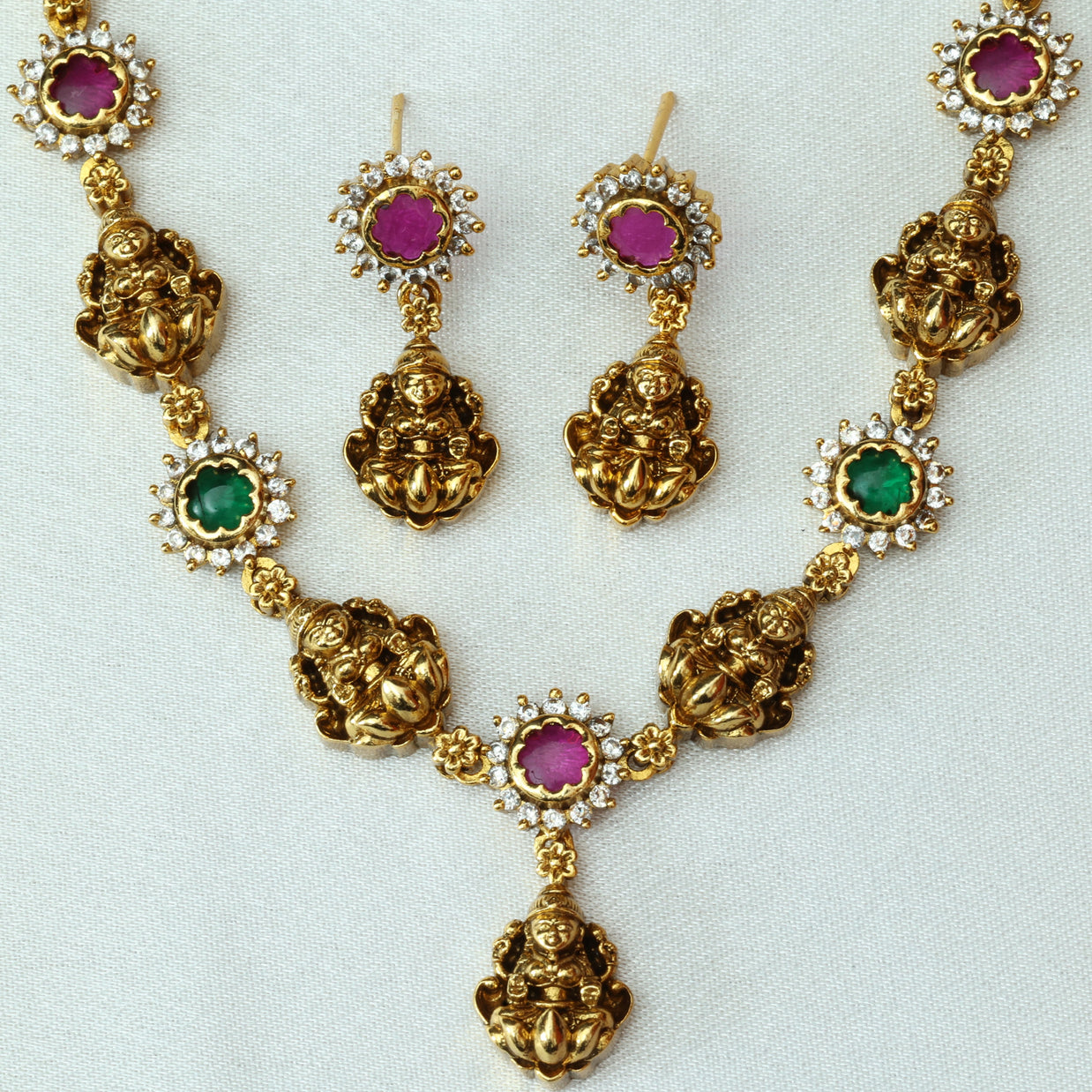 Elegant Emerald Ruby Necklace Set