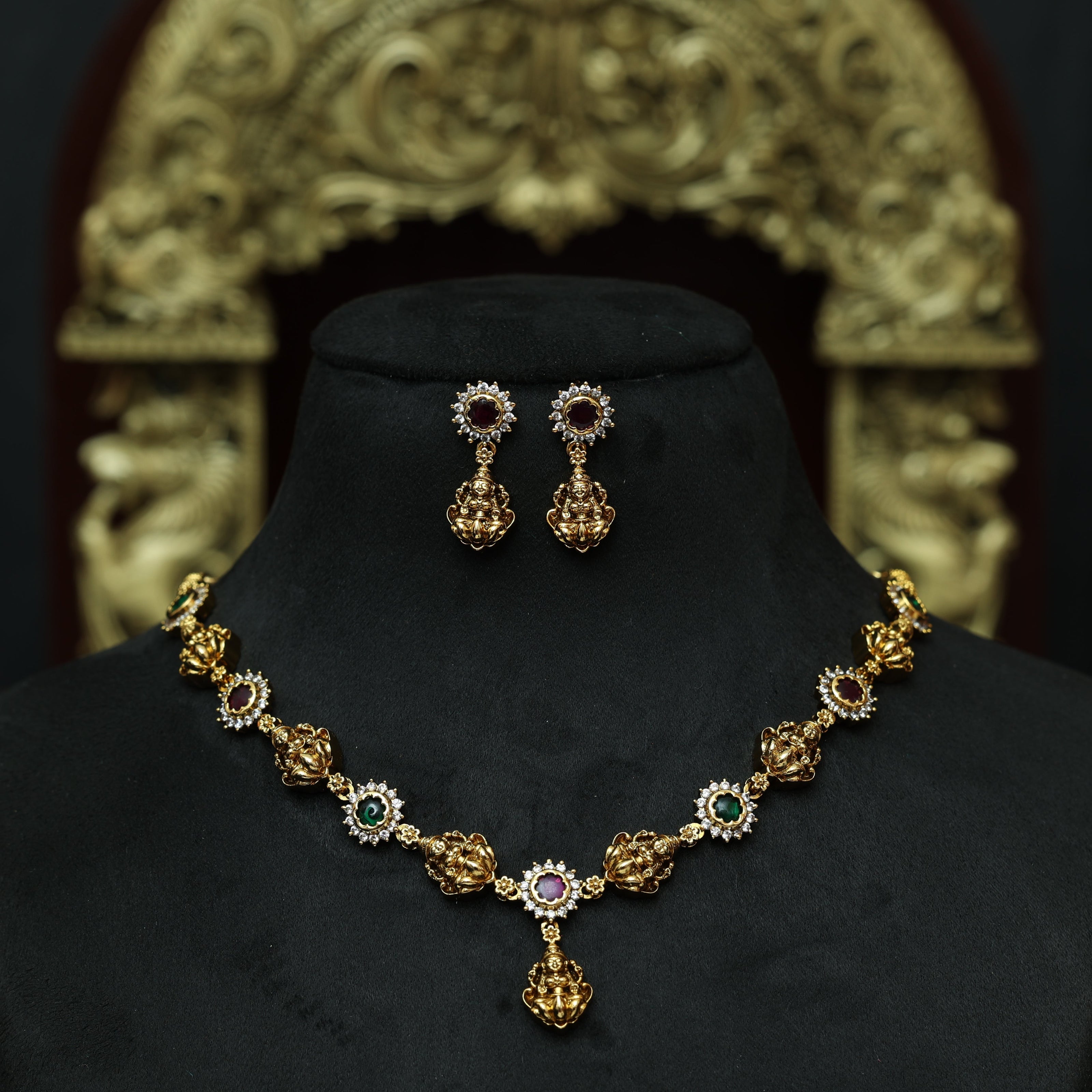 Elegant Emerald Ruby Necklace Set
