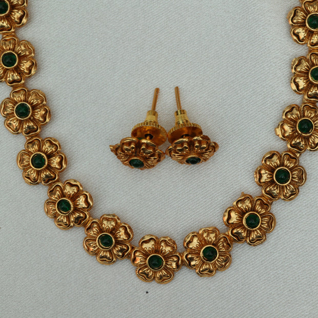 Heritage Floral Necklace Set