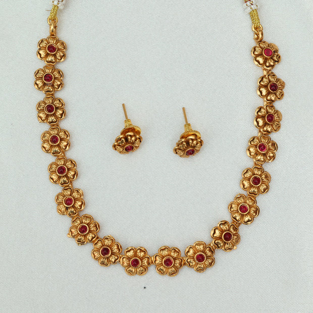 Heritage Floral Necklace Set