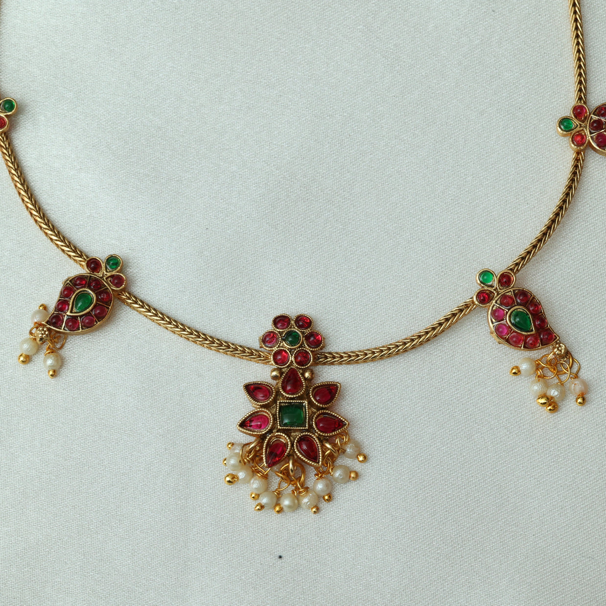 Ruby Emerald Necklace Set With Pearls