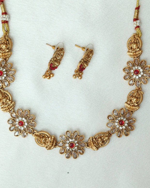 Traditional Saraswathy And Floral Necklace Set