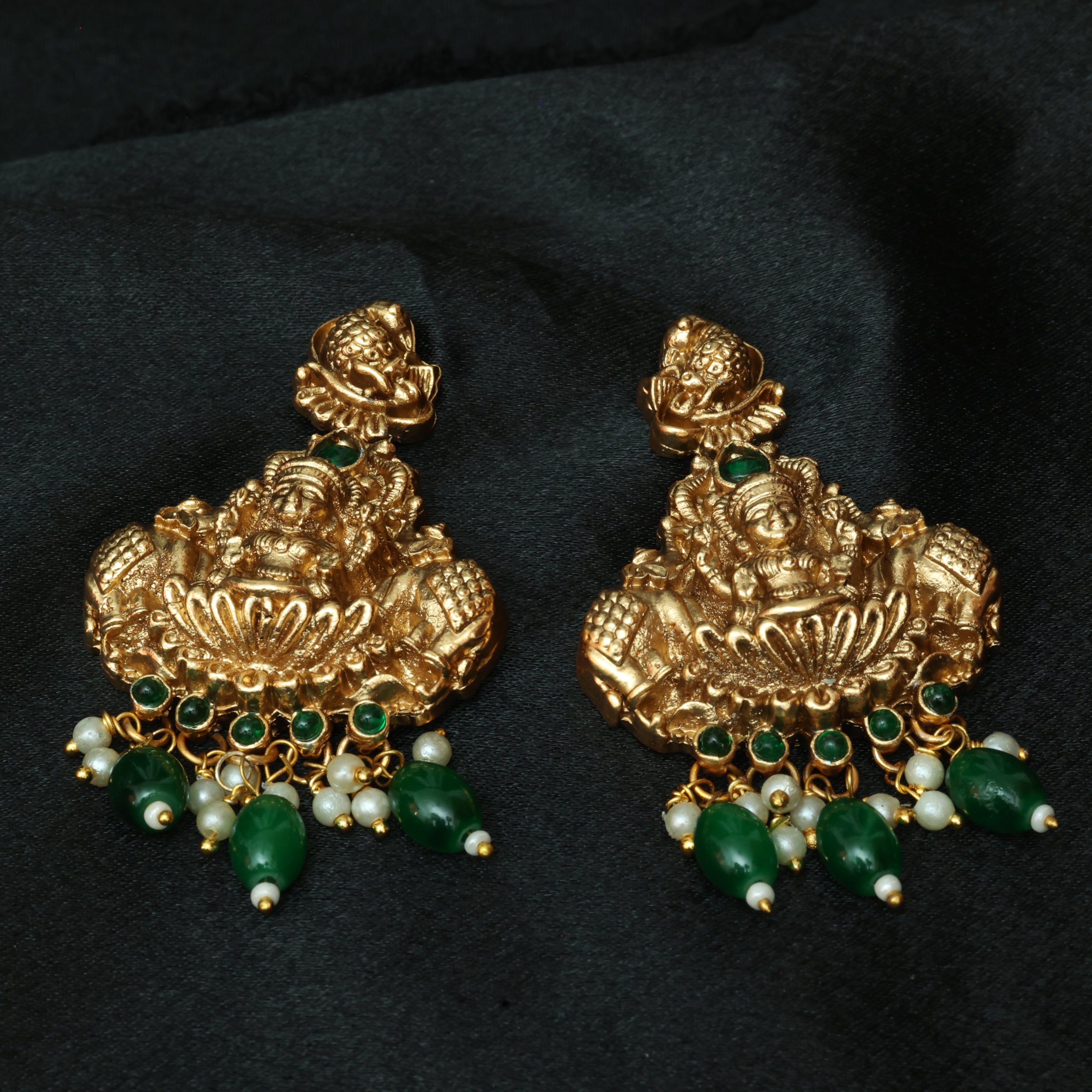 Heavy Nagas Lakshmi Necklace Set With Emerald Beads