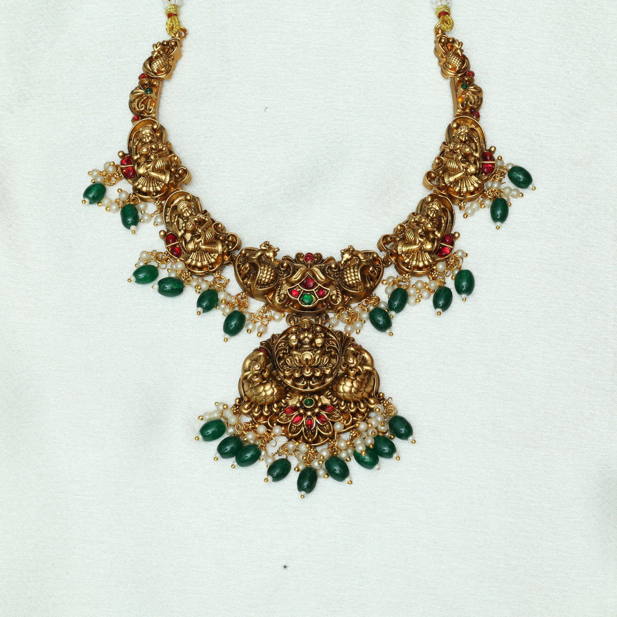 Temple Lakshmi Bridal Combo With Emerald Beads