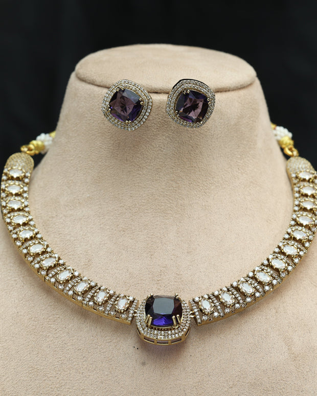 Sparkling Victorian Necklace Set