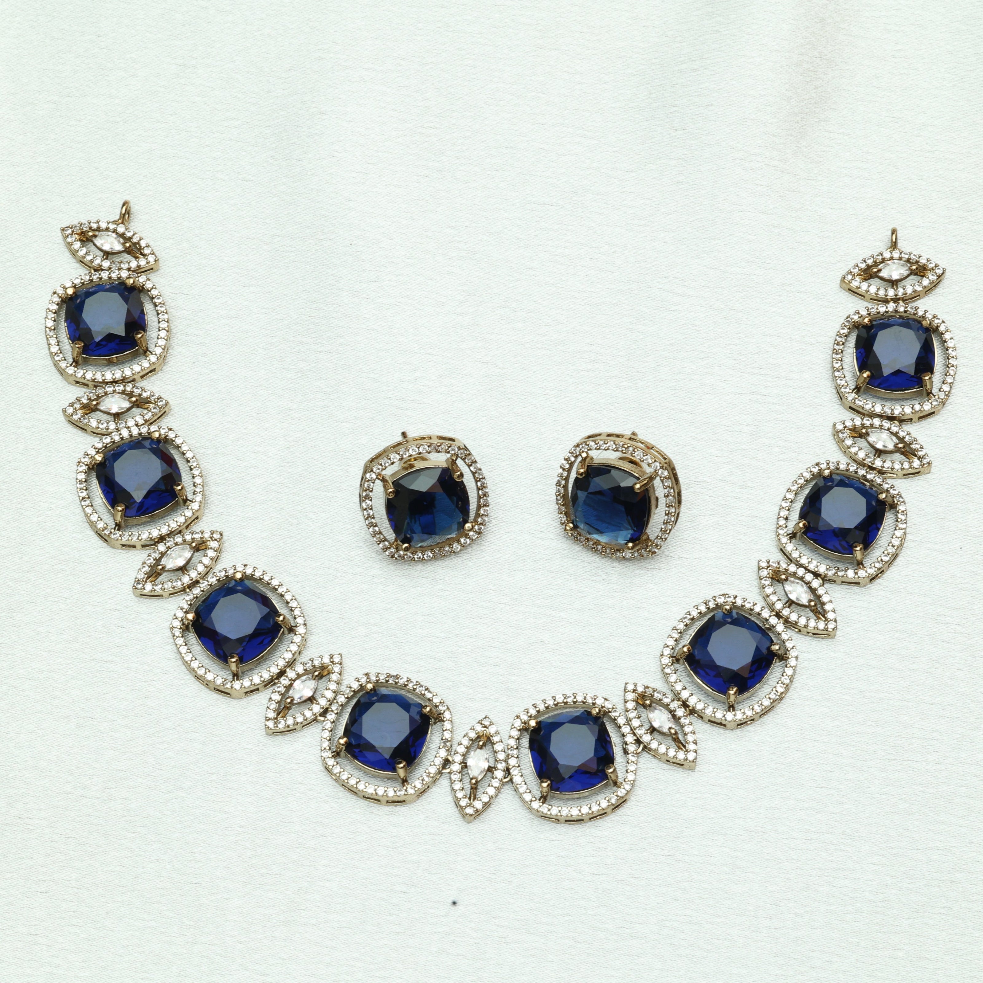 Premium Royal Twillight Victorian Necklace Set