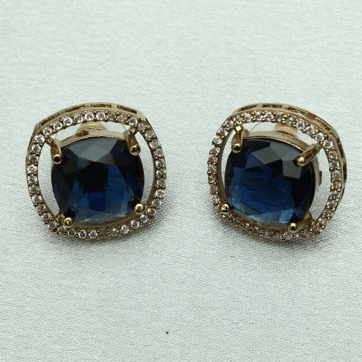 Premium Royal Twillight Victorian Necklace Set