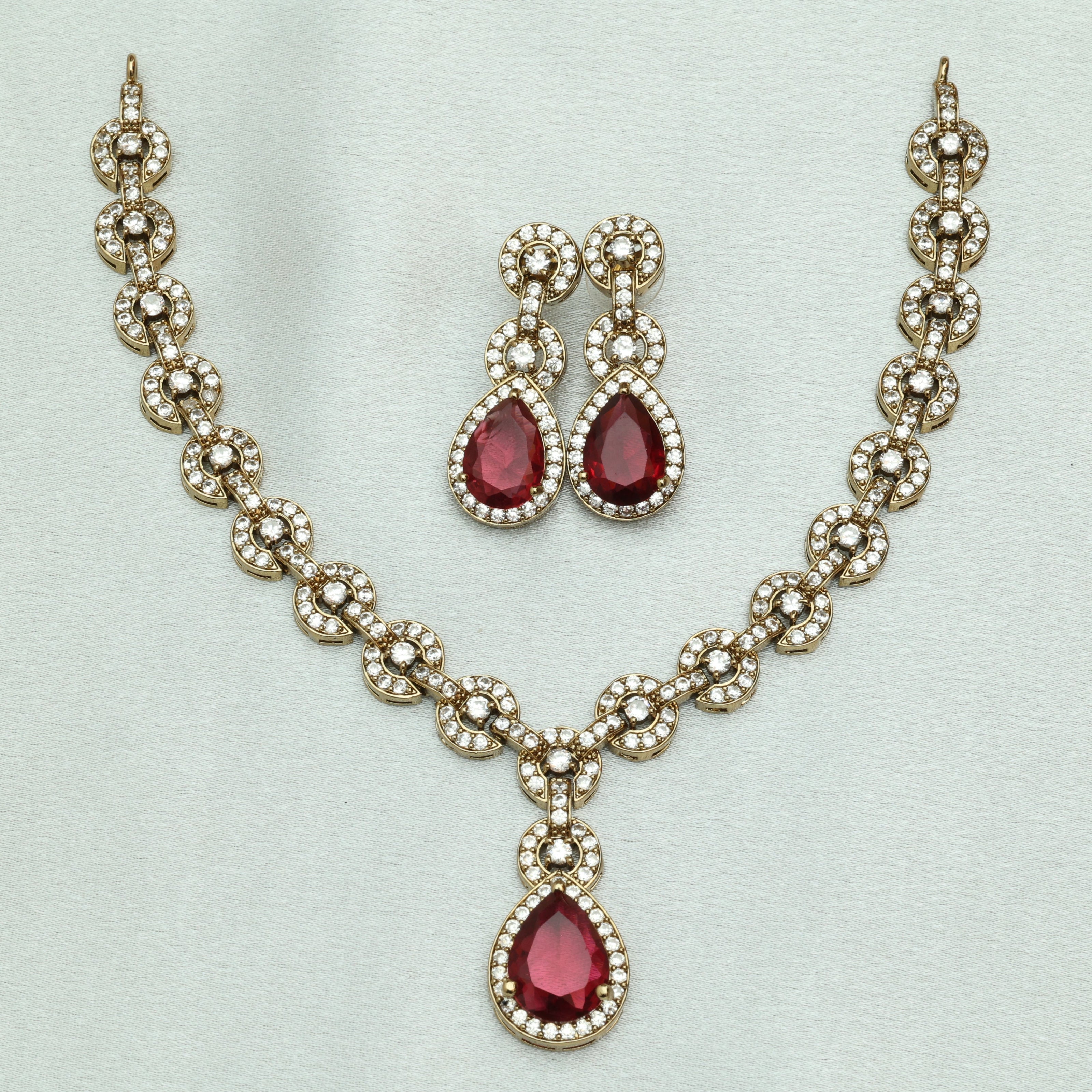 Scarlet Glow Victorian Necklace Set