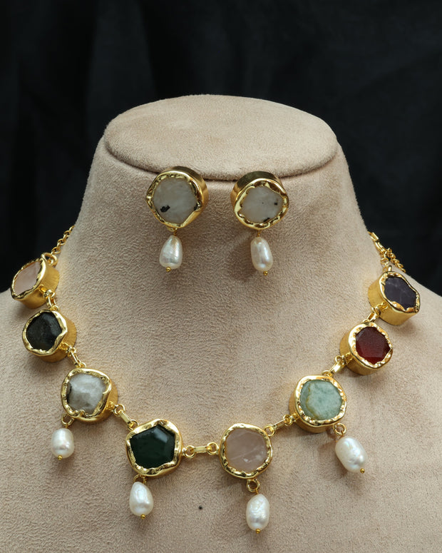 Multicoloured Natural Stone Necklace Set With Pearl Drops 18K Gold Plated