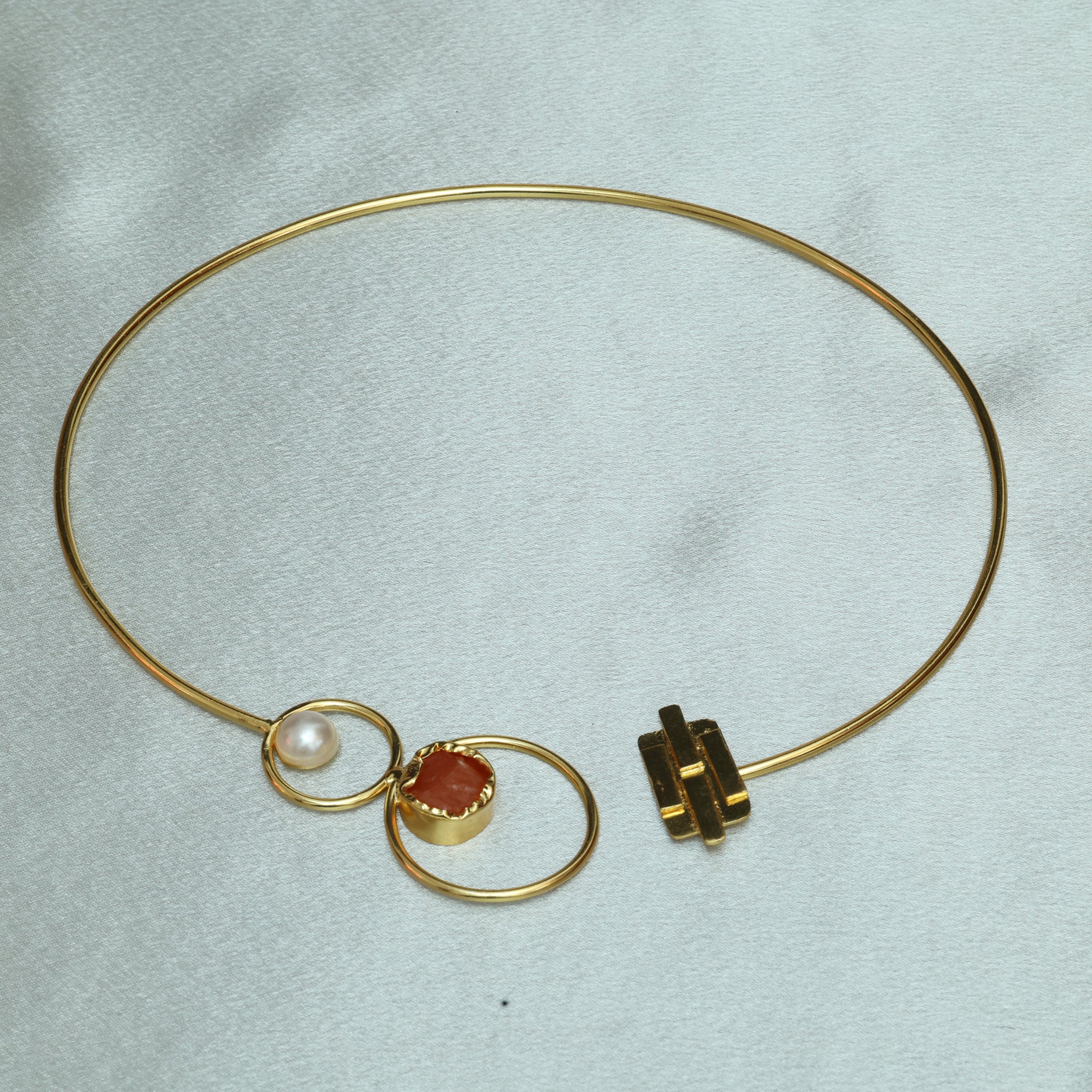 Golden Orbit Neckcuff 18K Gold Plated
