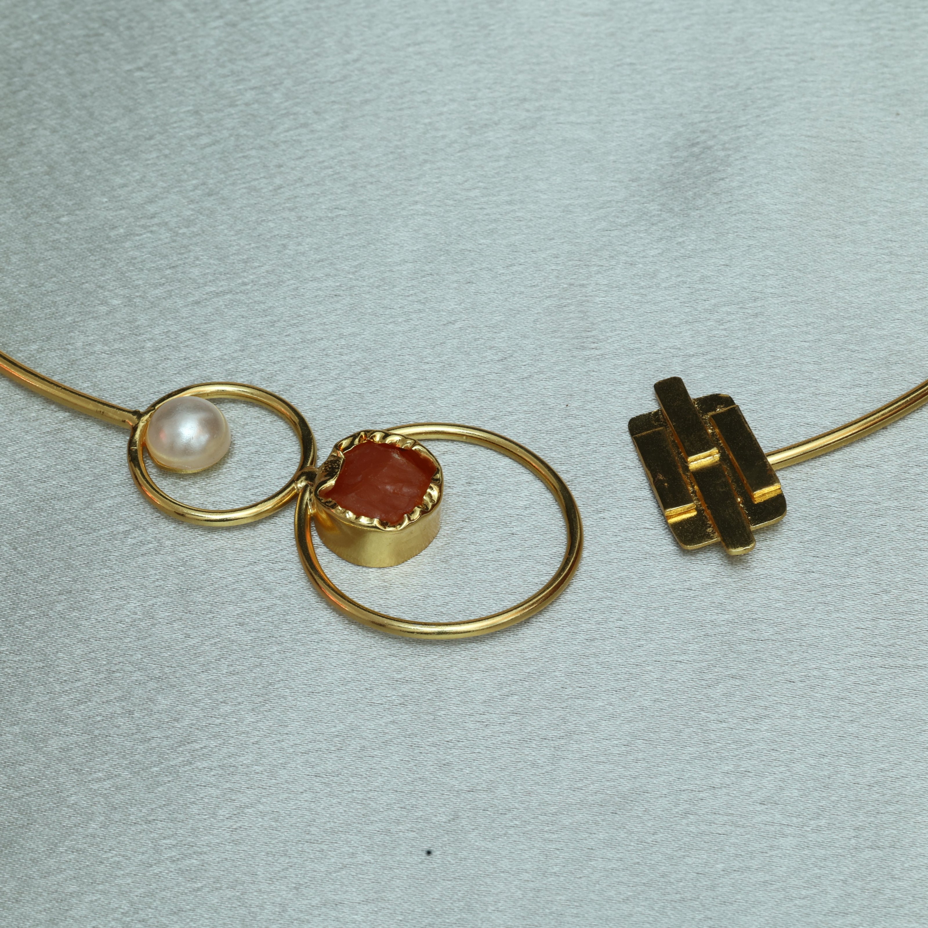 Golden Orbit Neckcuff 18K Gold Plated