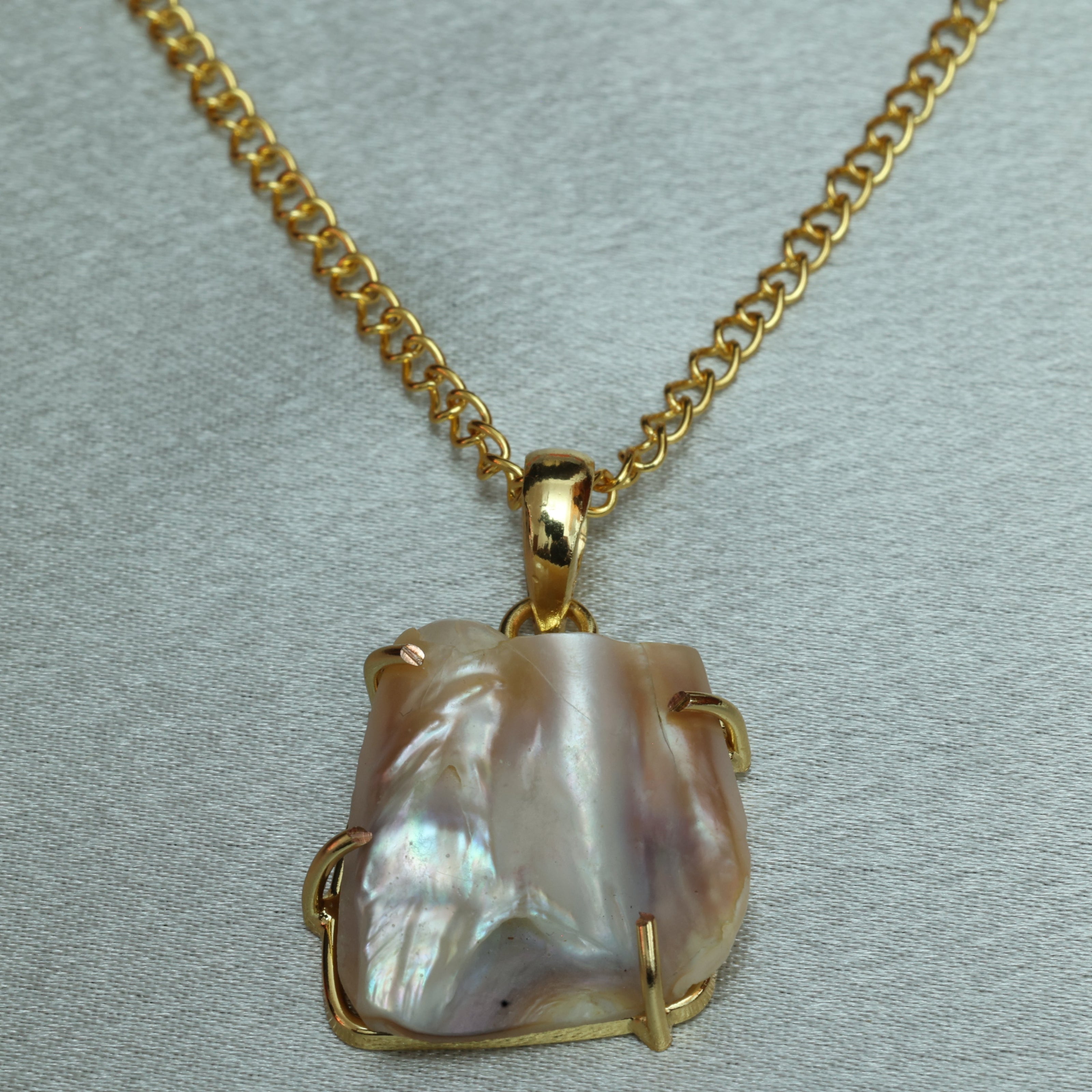 Minimal Pearl Pendant Chain 18K Gold Plated