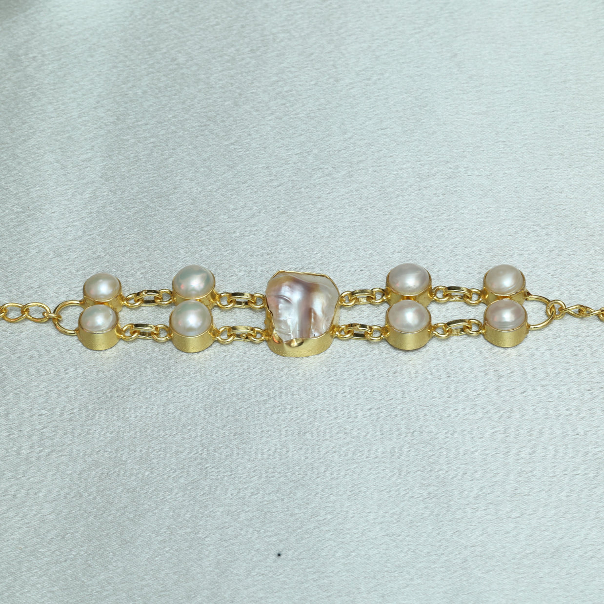 Double Layered Pearl 2 In 1 Choker/Bracelet